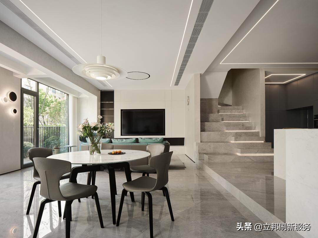 目前最流行的瓷砖搭配,阳台墙面瓷砖和地面瓷砖怎么搭配