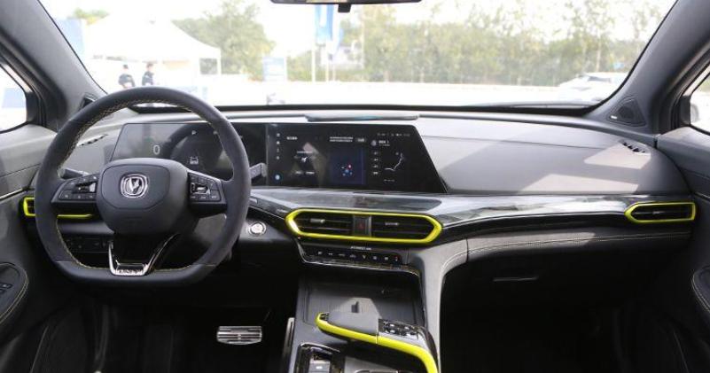 2021长安uni-t外观秀,年轻人必选的suv长安uni-t