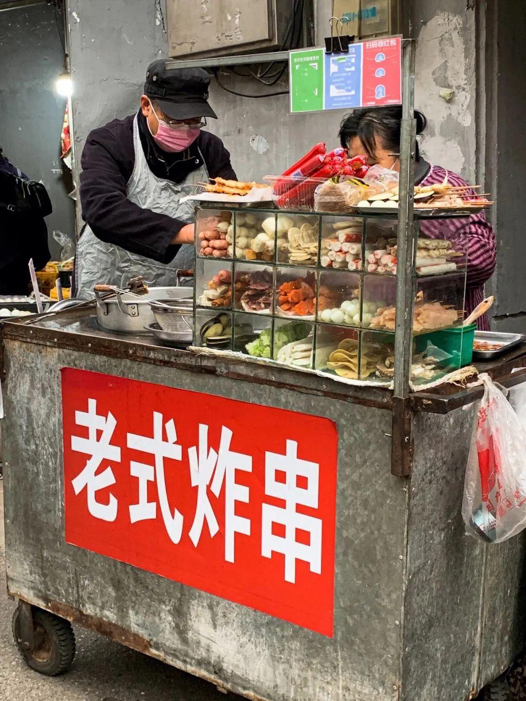 靠10平米店铺月赚8万,在小镇上开一家蜜雪冰城年利润