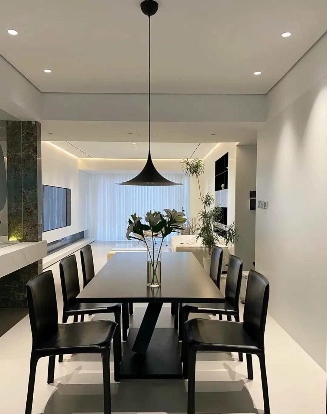 近日浙江一女子晒出自建房,辽宁一女子晒160新家装修