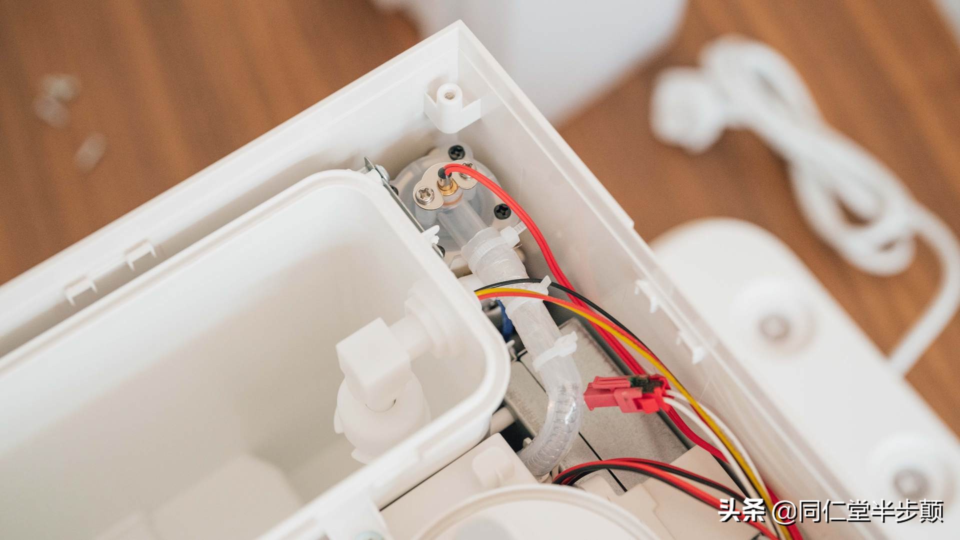 米家智能冷热水饮水机拆解,净化加热一体饮水机