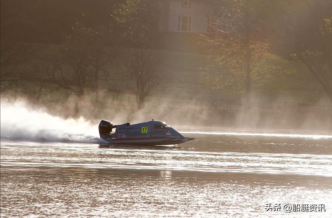 英国舷外机制造商创下首个世界速度纪录