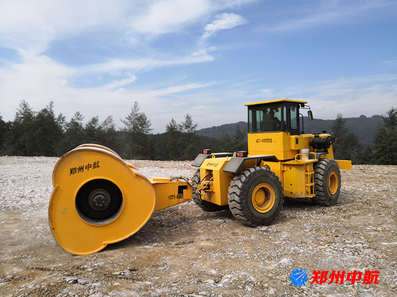 路基压路机碾压正确方法,冲击式压路机碾压效果如何