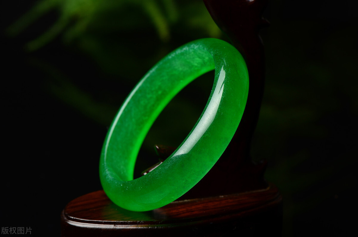 翡翠直播要多少保证金,开通翡翠视频号的条件