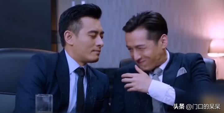 12个演员失误造成的经典镜头,哪些演员失误成经典的名场面