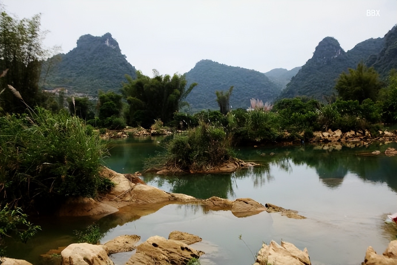 中越边境越南的露天集市,高平集市