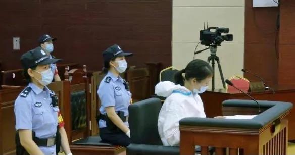 劳荣枝二审翻供与吴大律师有关吗,叶诚尘二审翻供能翻案吗