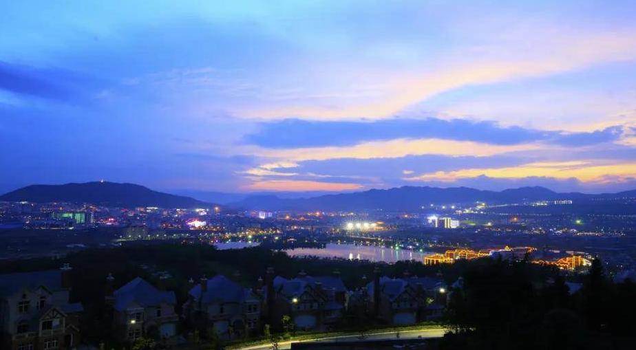 徐霞客关于腾冲火山的描写,徐霞客走过最长的路线腾冲