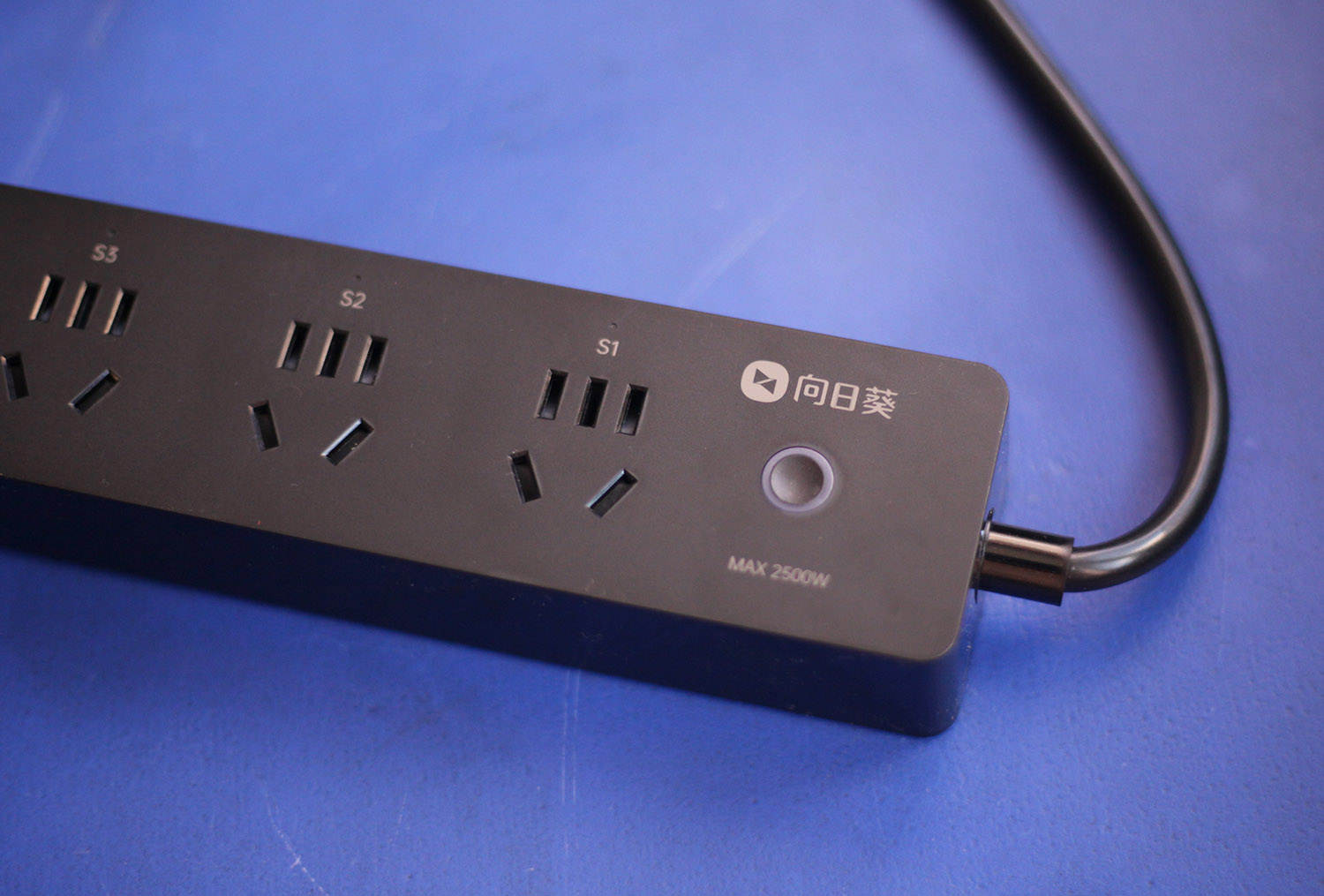 家里面最实用插线板,家庭实用插线板