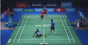 怎样才能打好羽毛球拍,怎样才能打好羽毛球发球