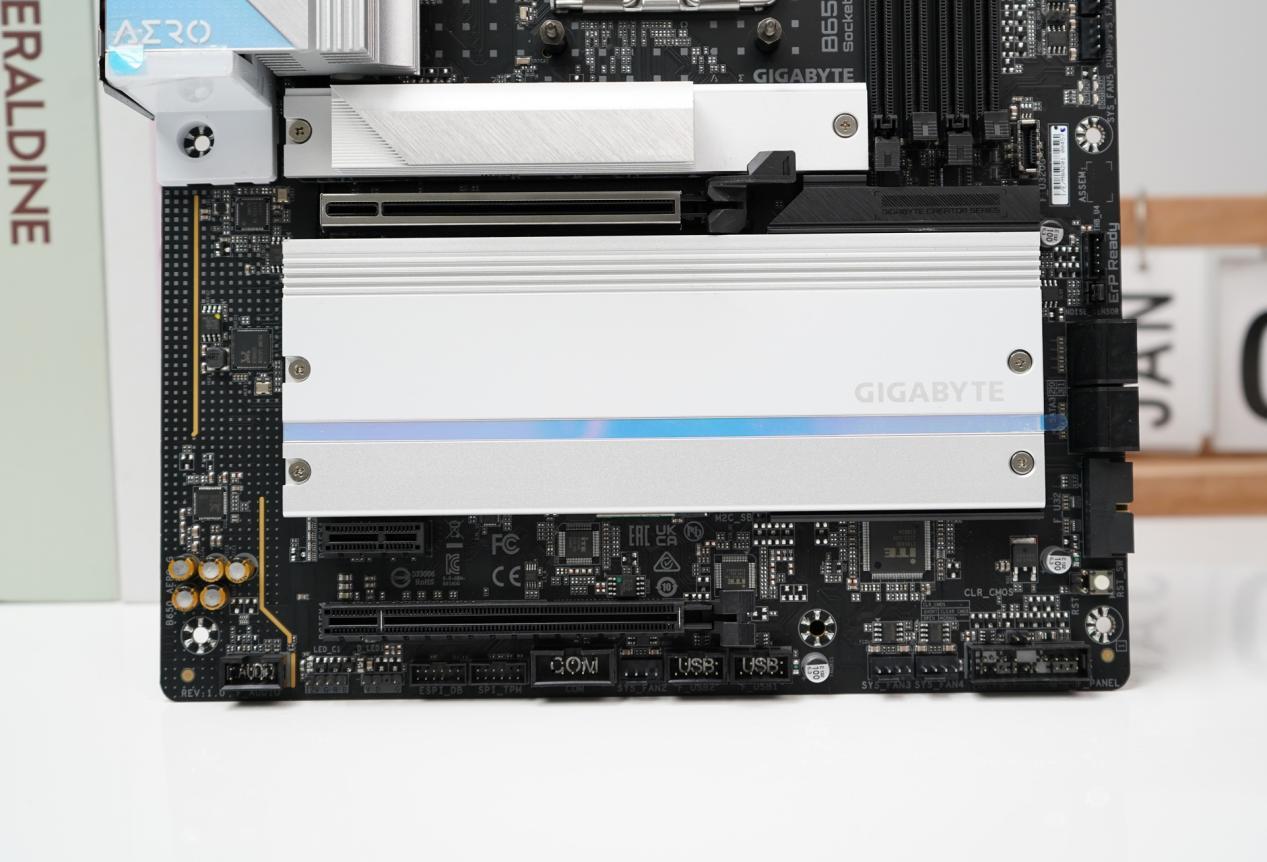 锐龙3700x配b450主板评测,锐龙53600配技嘉主板