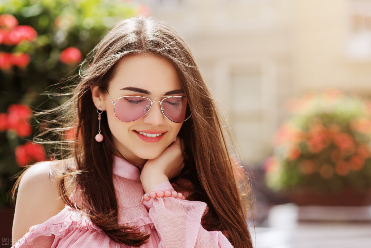 随拍搞笑段子专治不开心,专治不开心公司搞笑段子