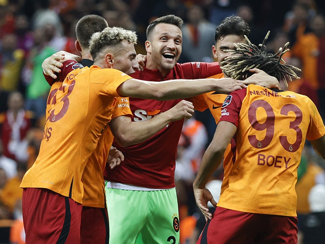 广州恒大4:3鹿岛鹿角全场集锦,鹿岛鹿角2018日本联赛