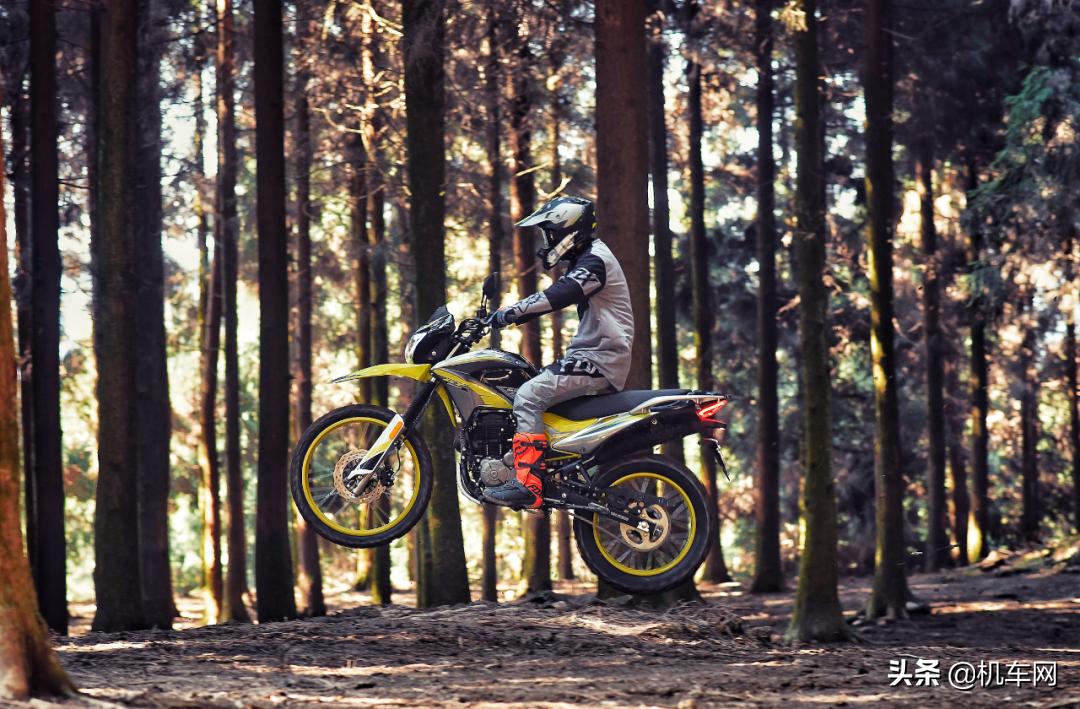 宗申摩托车250cc价格,可上牌宗申水冷250越野摩托车价格