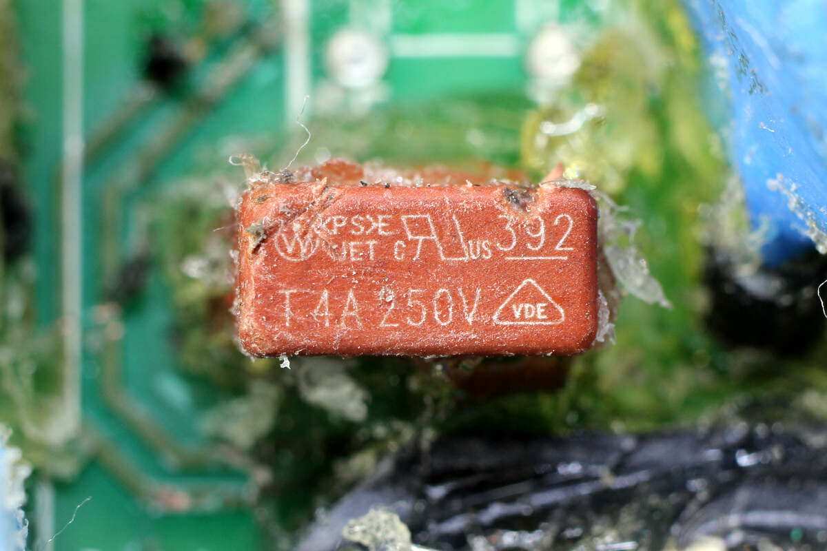 昱能光伏逆变器,昱能逆变器拆解