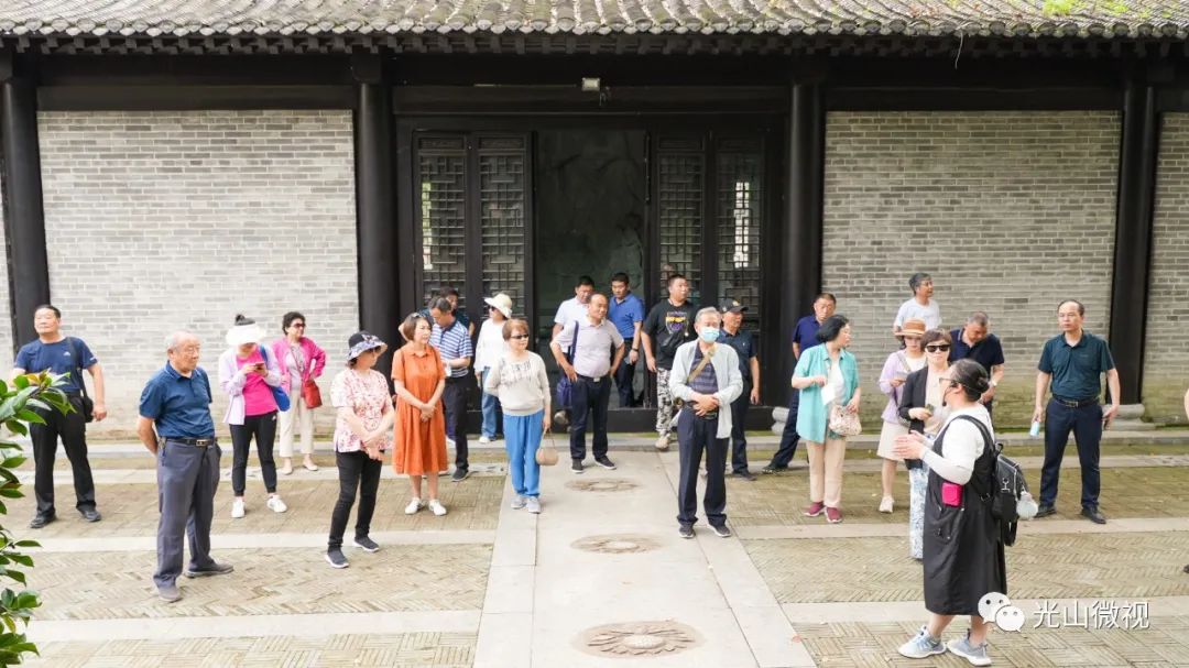 “哇，好美呀！”河南省文旅厅老干部盛赞光山好山好水好风光