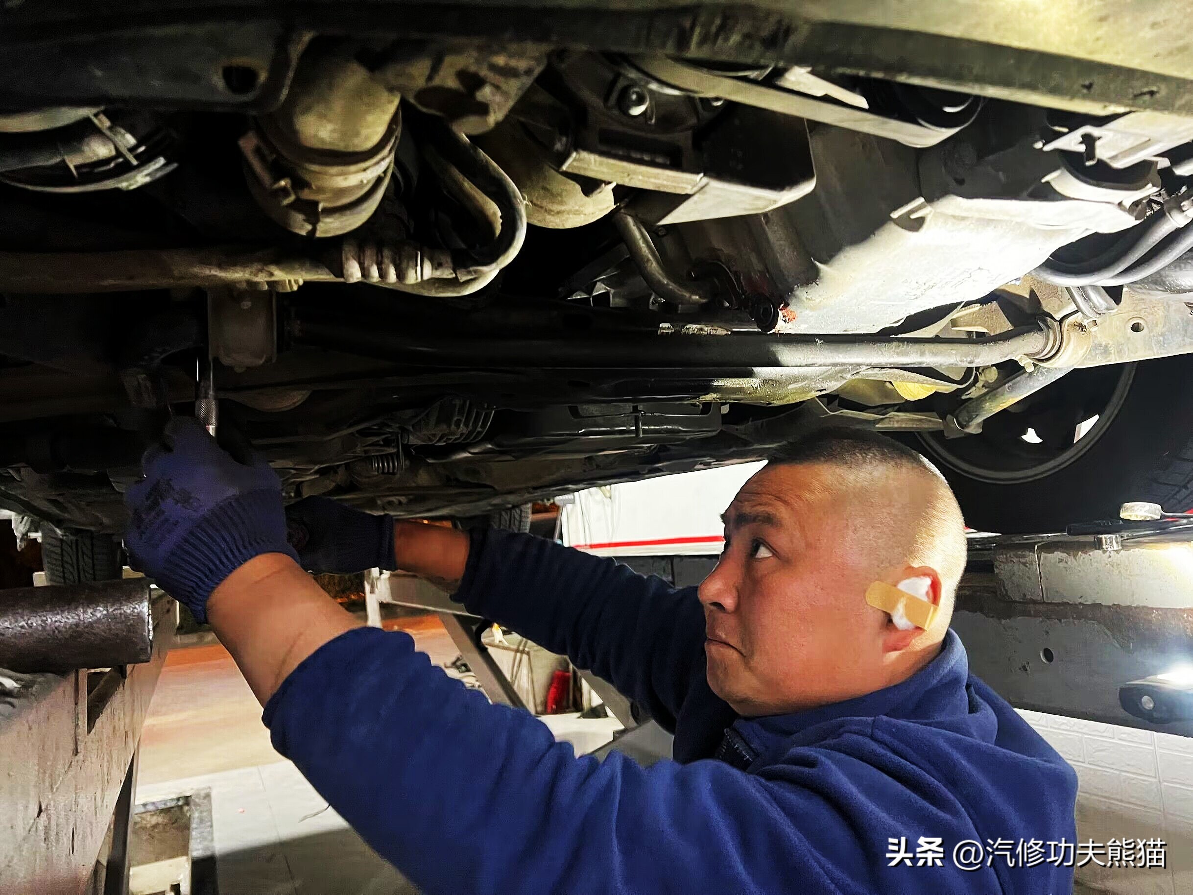 老帕萨特领驭大修后气门断了,老款帕萨特领驭时间怎么调整