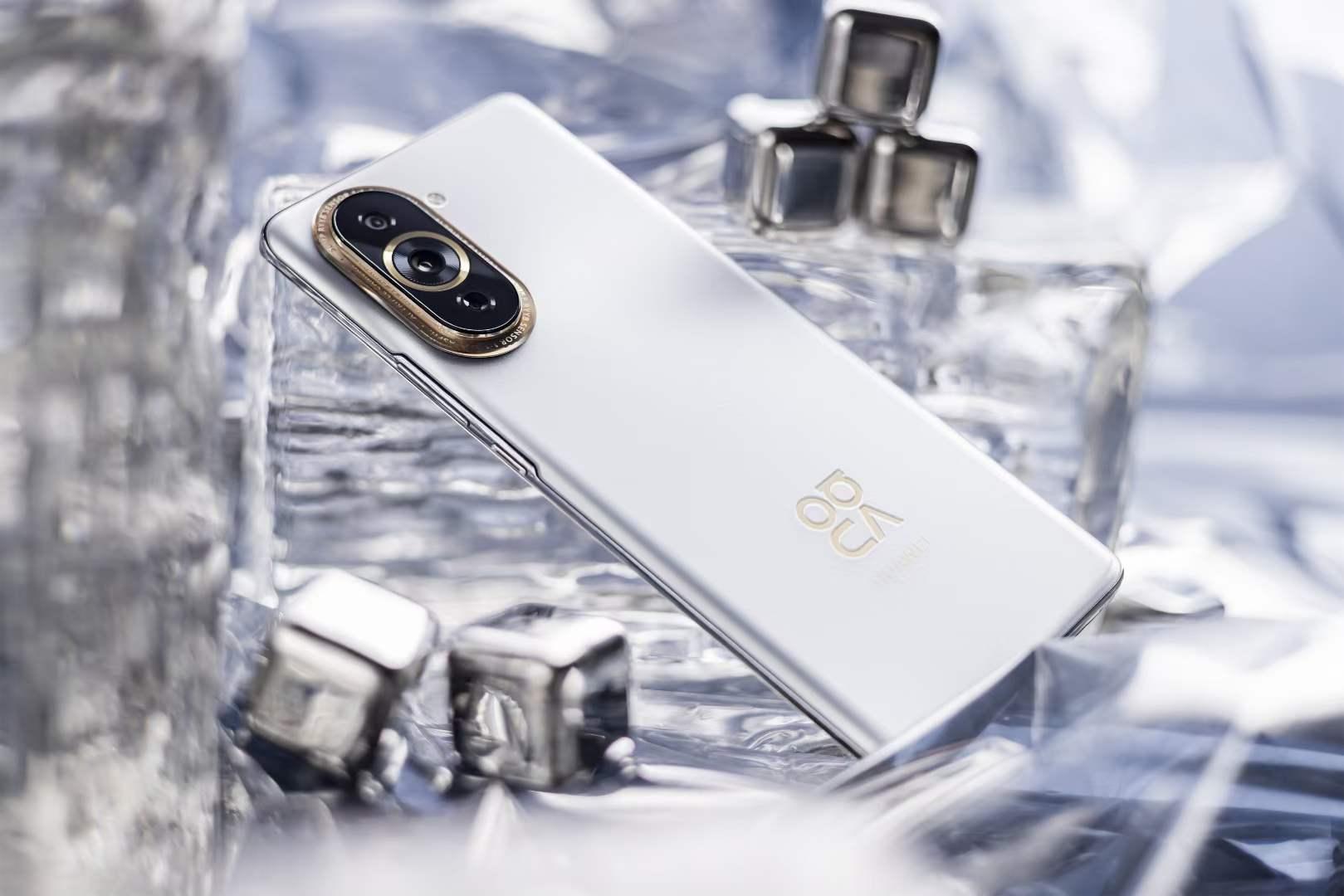 4月3日晚上，就在刚刚，中国传来四条好消息，卫星也能网购了！