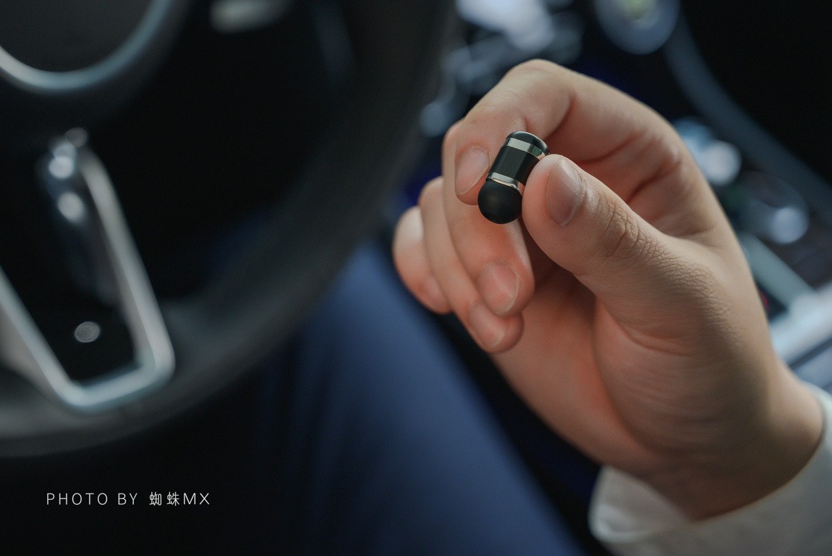 华为watchbuds表带磁吸,华为watchbuds耳机功能介绍