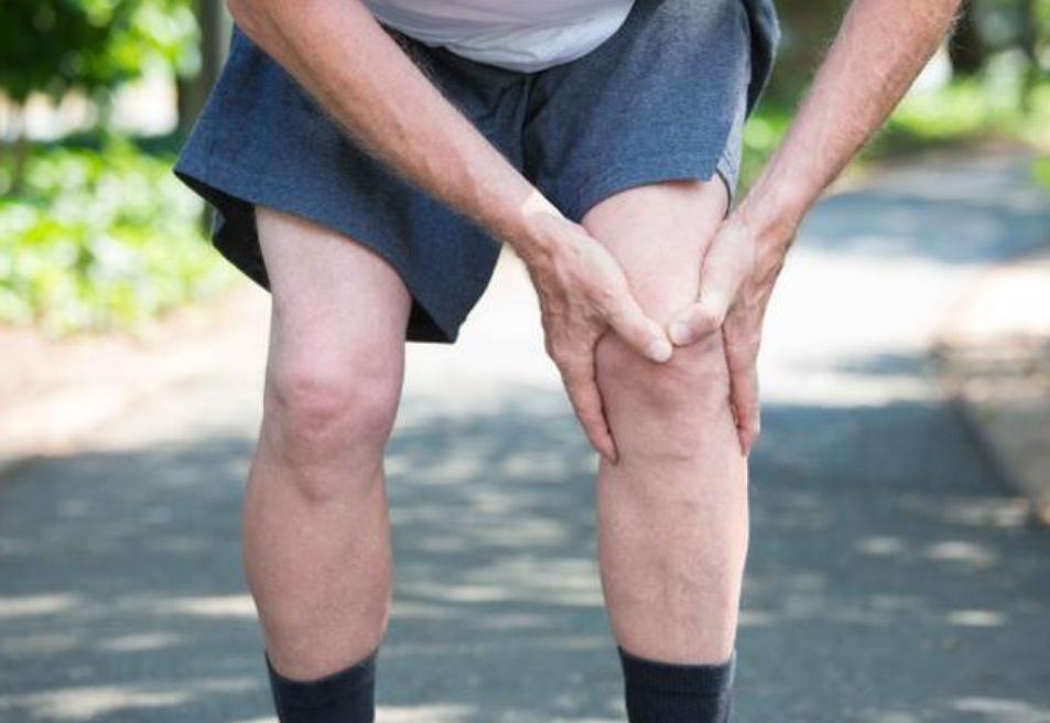 走路突然膝盖软一下是什么原因,走路时膝盖软一下是什么原因