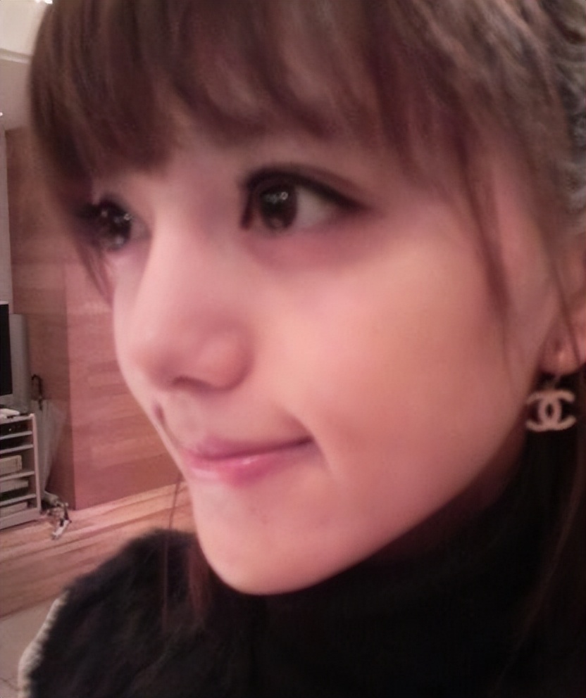 阿兰九眼天珠和李连杰的九眼天珠,最牛的富婆