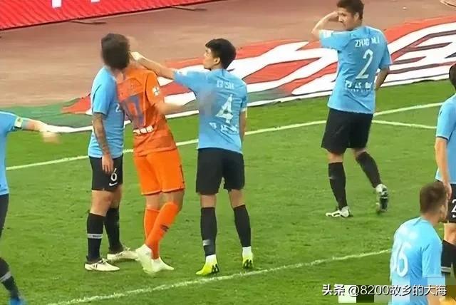 又一个帅哥国脚撩美女