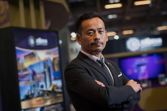 澳门大佬洗米华栽了，身价百亿，豪车多辆，车牌都是连号