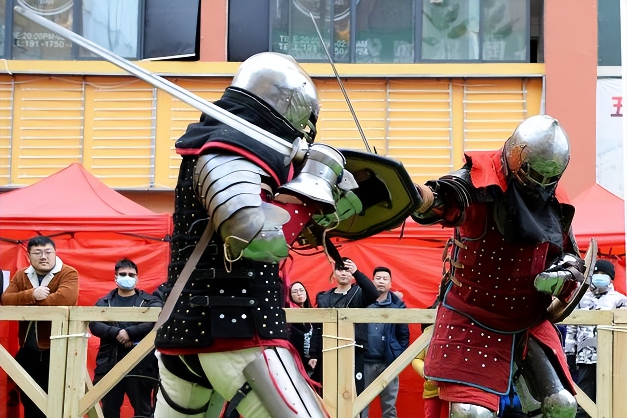 一米九格斗冠军猛男,一米九格斗男