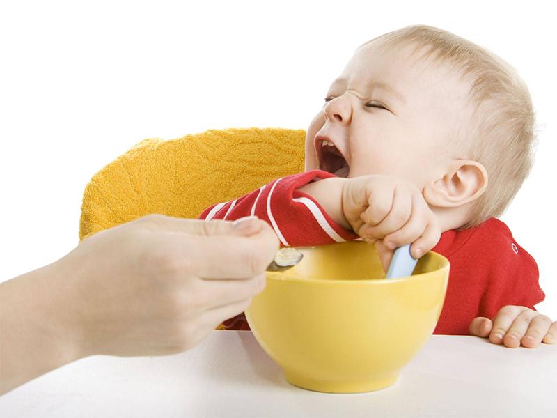 一岁两个月宝宝吃母乳还有营养吗,宝宝一岁两个月吃什么饭