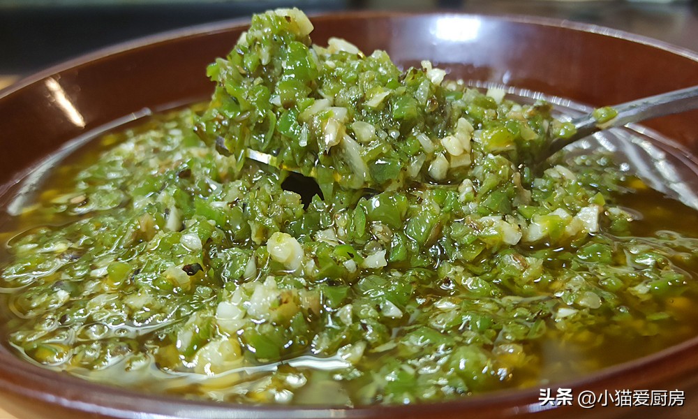 好吃下饭的烧椒酱做法,烧椒辣酱的家常做法四川