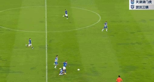 黄政宇泰山进球,黄政宇中超最佳球员