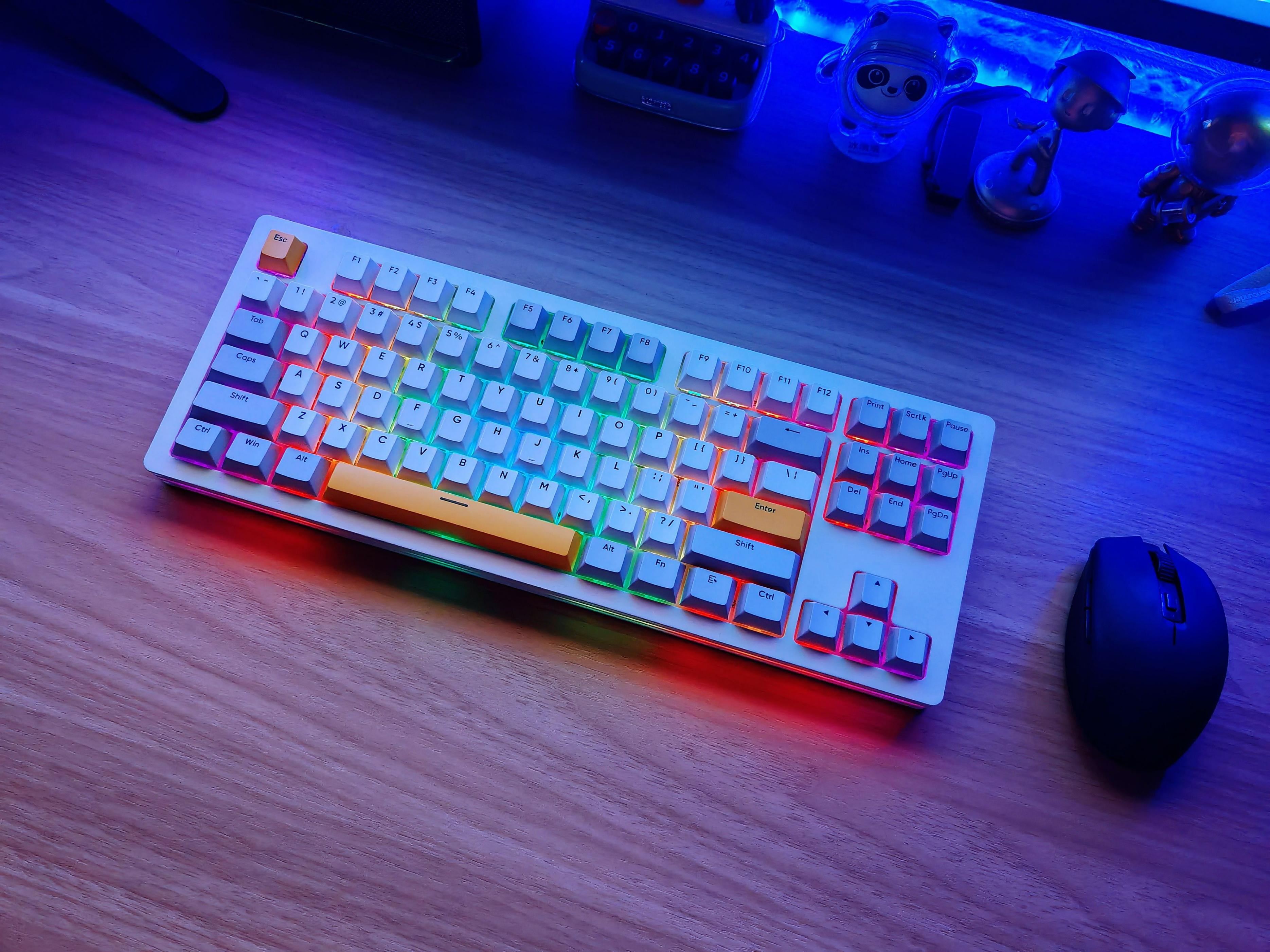 2kg的键盘推荐,机械键盘超高颜值