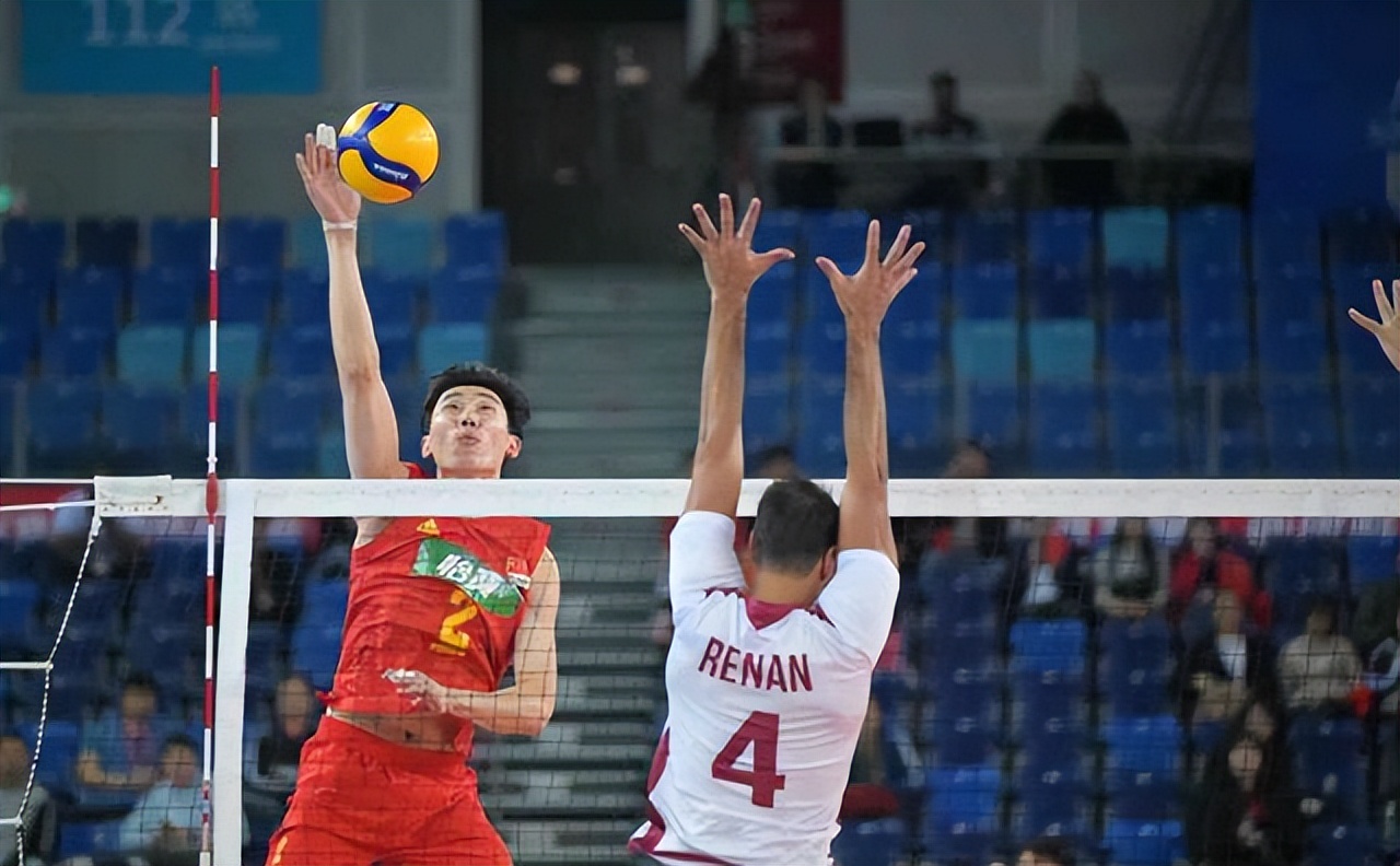 江川赴日打球恐泡汤!韩国副攻官宣加盟JT男排,养好伤是重中之重