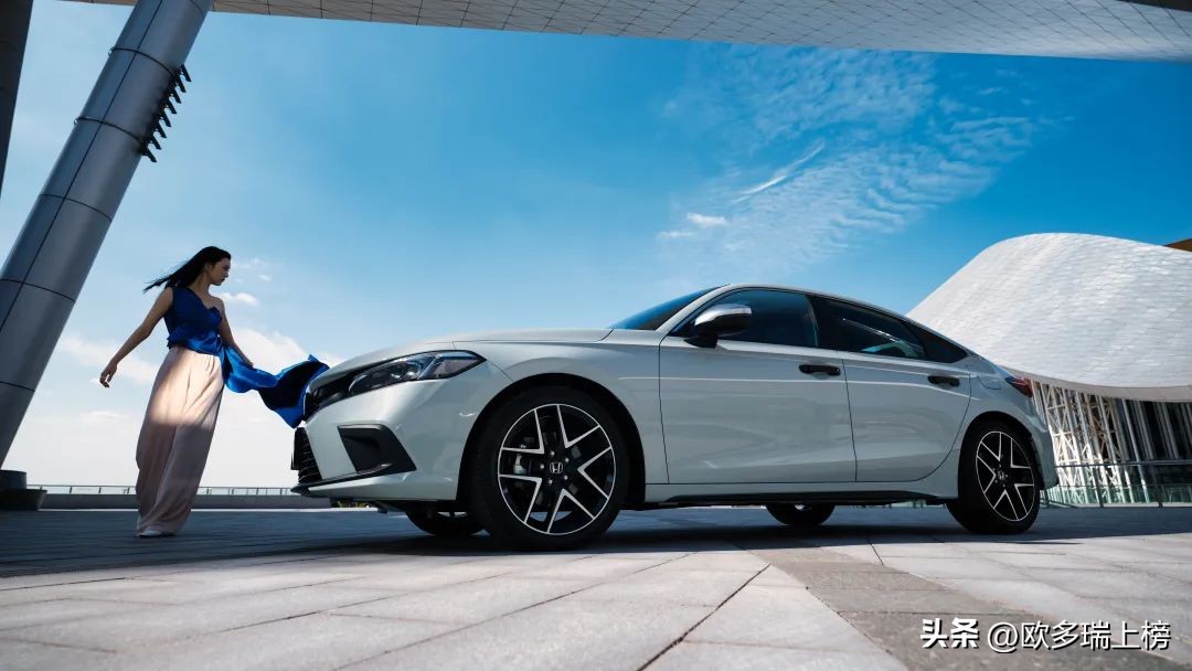 新款思域年轻化强势归来,思域的全方位升级