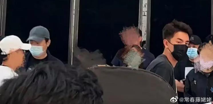 林更新露肌肉的照片,林更新颜值巅峰照片