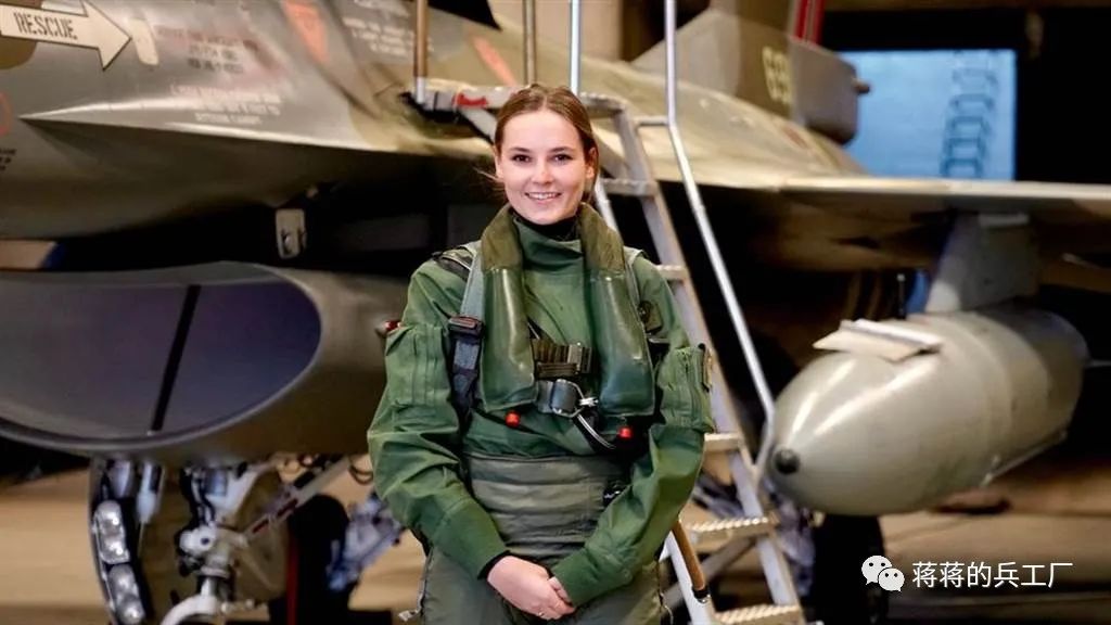 罗马尼亚空军视频,罗马尼亚捡破烂