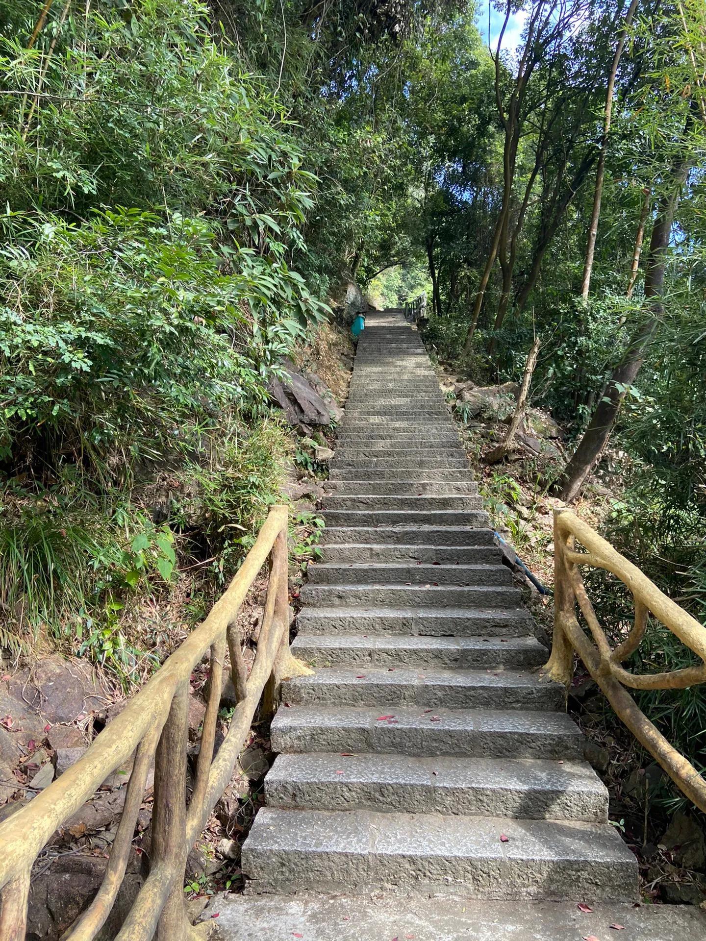 广州白水寨瀑布半人工半自然,广州市白水寨游玩景点