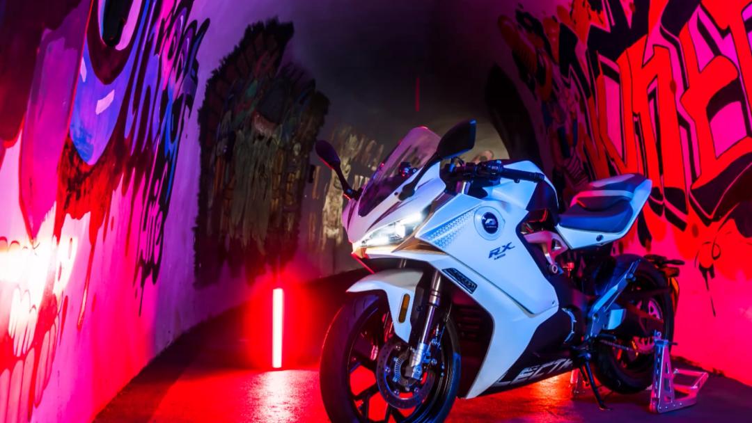 雅迪爱玛台铃小刀绿源电动车推荐,绿源雅迪新日爱玛哪个车子跑得快