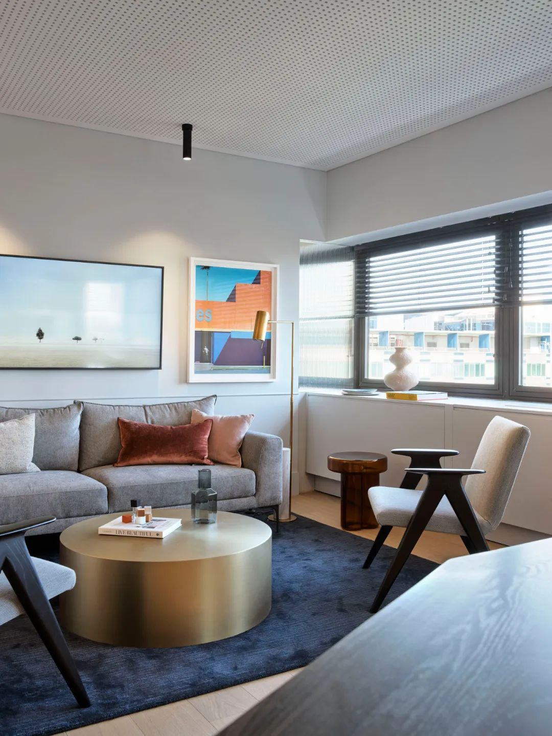 蓝橙色彩构成,活力橙配色装修