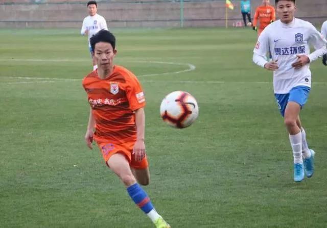 不逢时抚凌云而自惜，梅州剑客杨意林刺深圳（梅州2：1深圳）