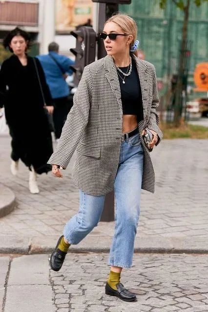 奔五奔六女人穿什么鞋,奔五女人穿什么鞋