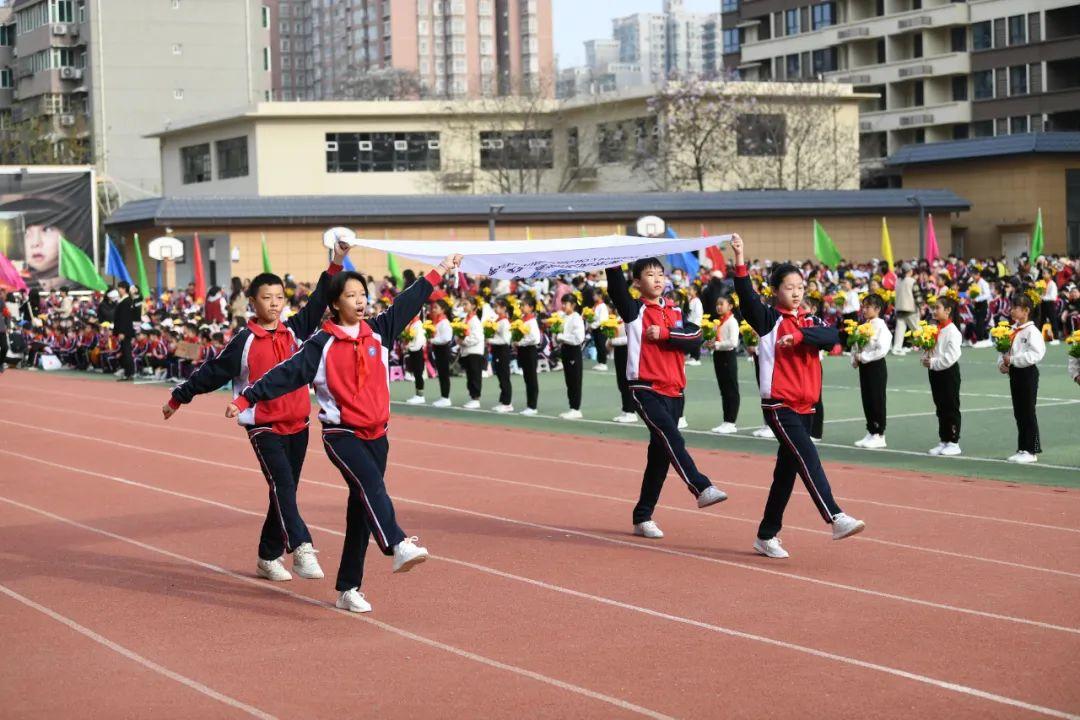 队列比赛风采展示,社团风采展示活动小学