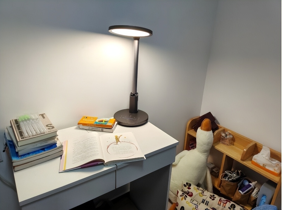孩子做作业的护眼台灯怎么选择,孩子学习台灯护眼怎么选