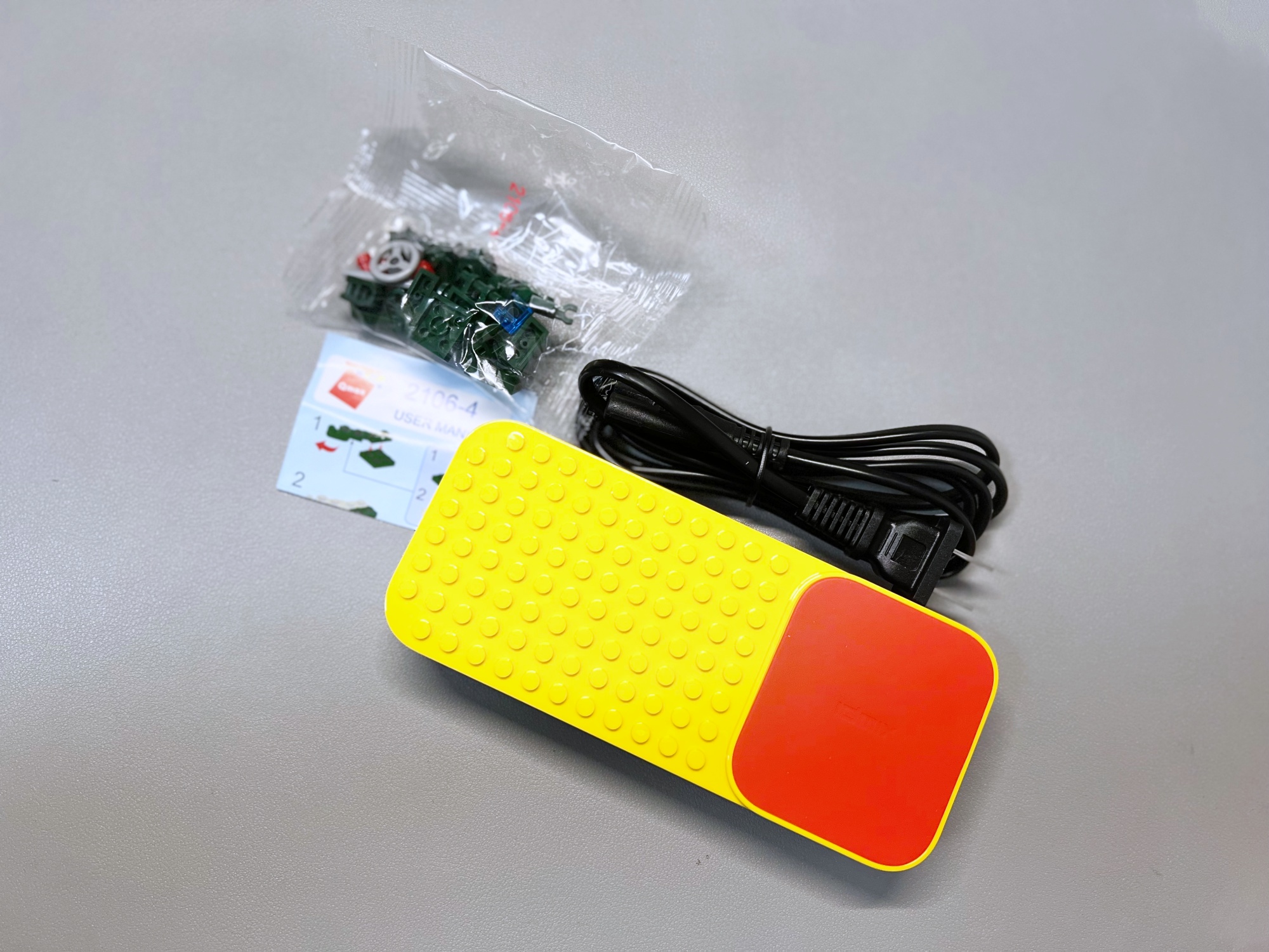 个性化创意“充电站”：IDMIX65W酷玩多功能桌面充