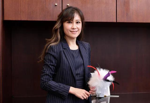 据台媒报道：蔡英文办公室女发言人被爆偷情已婚男性