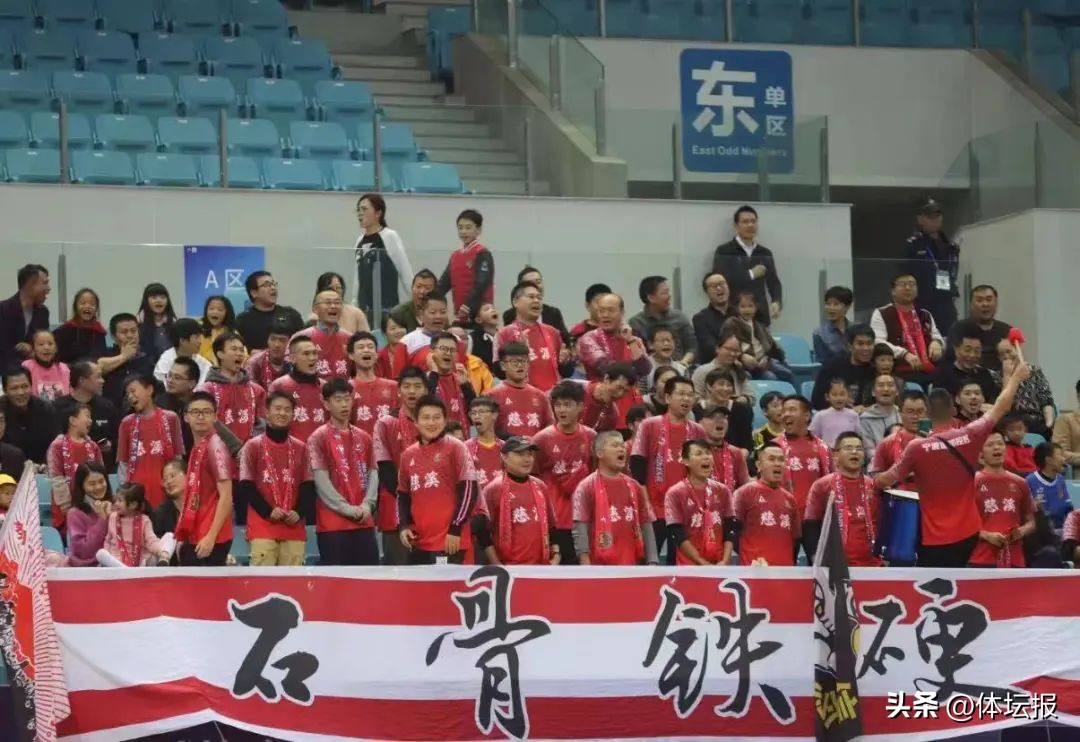 慈溪业余足球队招人,慈溪杭州湾职高足球队