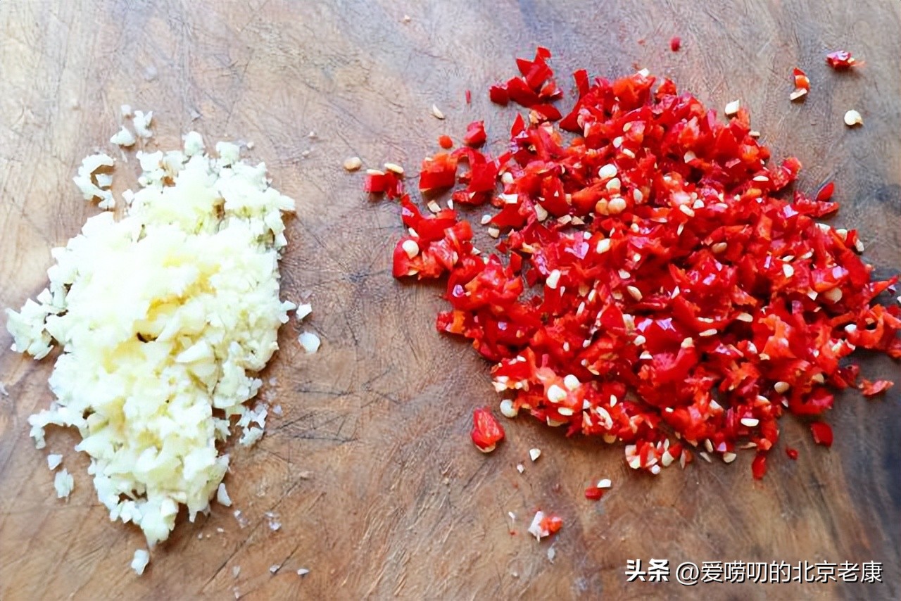 香辣娃娃菜配什么菜好吃,娃娃菜金针菇的做法香辣