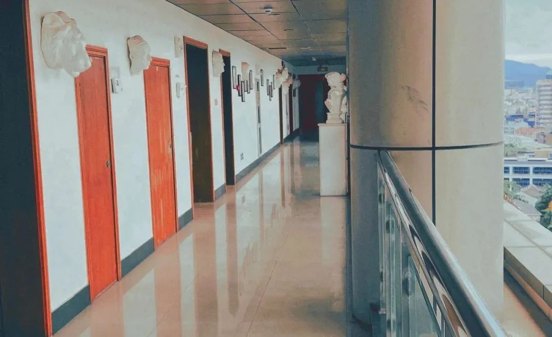 南京画室美术培训招生,南京画室收费