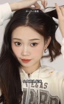 今年别再披头散发了三款减龄发型,秋冬季更适合有氛围感的发型