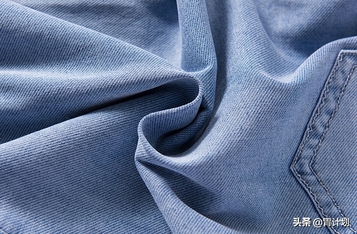 夏季你需要一条与众不同的裤子：天丝牛仔裤！轻薄透气清爽又有型